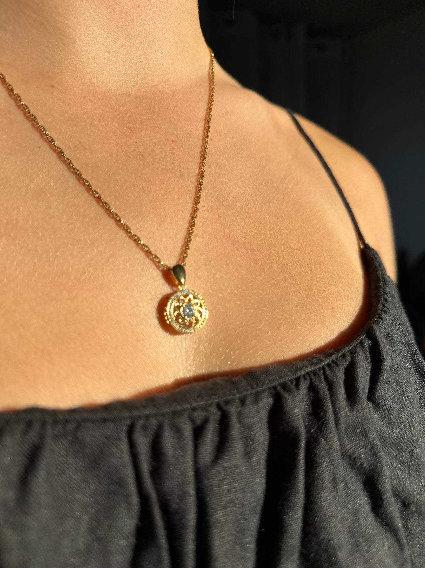 Women's Gold 432hz Aroha Necklace